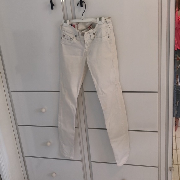 White true religion women’s jeans. - Picture 3 of 9